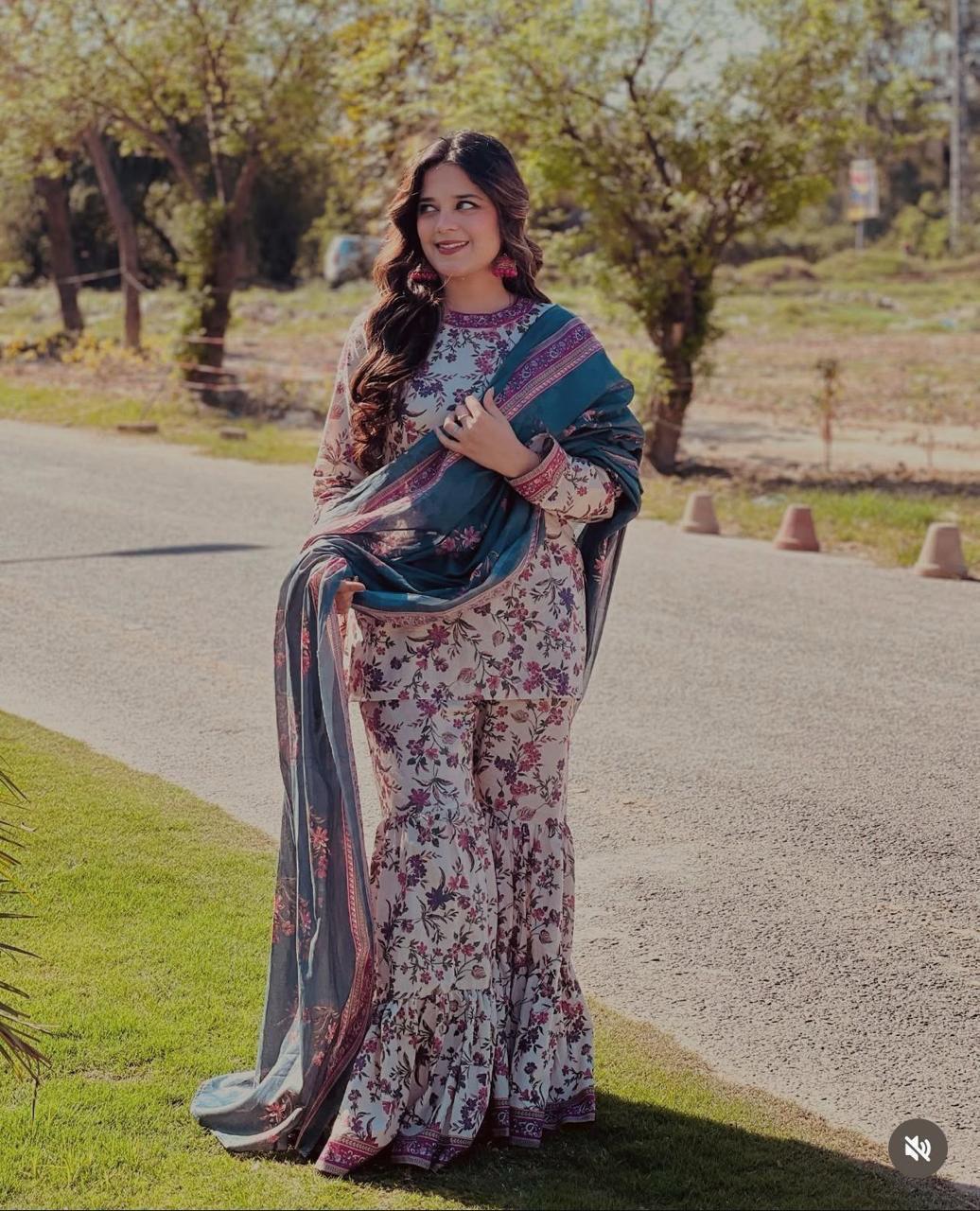 BINSAEED 3PC Khaddar Collection β Printed Winter Suits